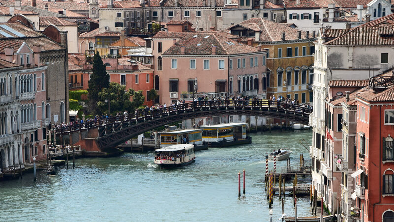 Accademia Bridge : The bridge seen from the outer balcony of the dome of Santa Maria della Salute