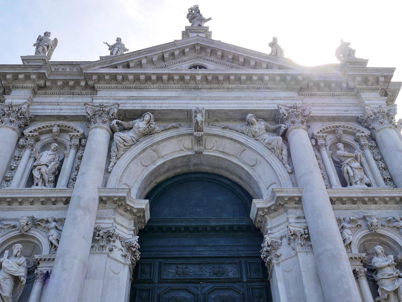 La Salute : Time to head inside — after such an exuberant facade adorned with more than 100 statues, the interior should be equally awe-inspiring