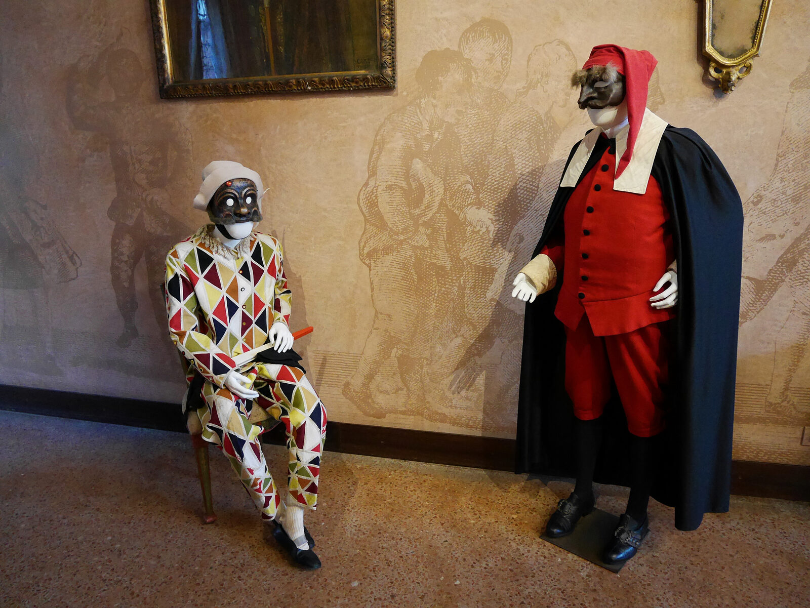 Casa di Carlo Goldoni : The museum also exhibits costumes from various plays written by Goldoni