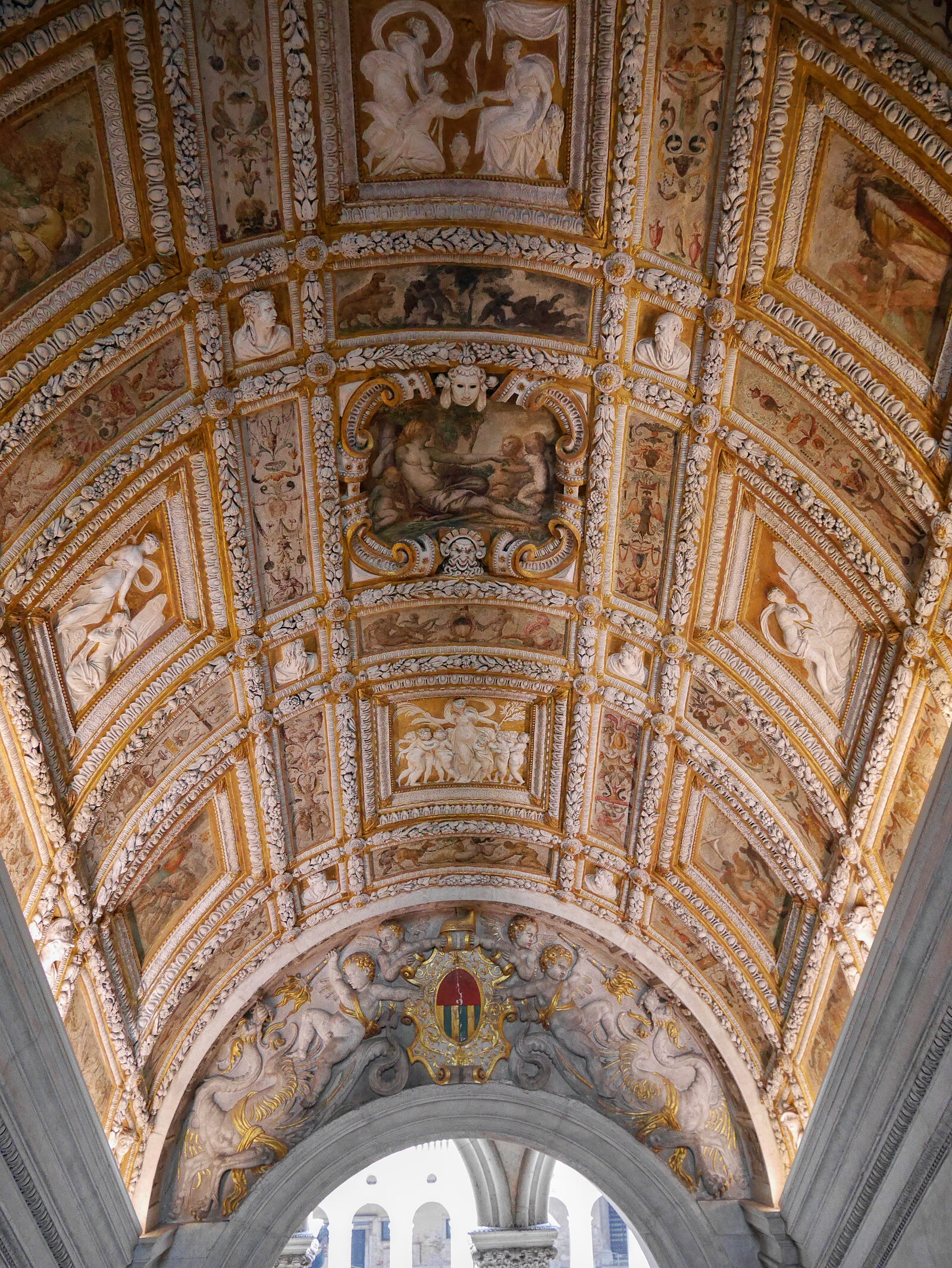 Doge's Palace : Returning inside via The Scala d'Oro or the Golden Staircase