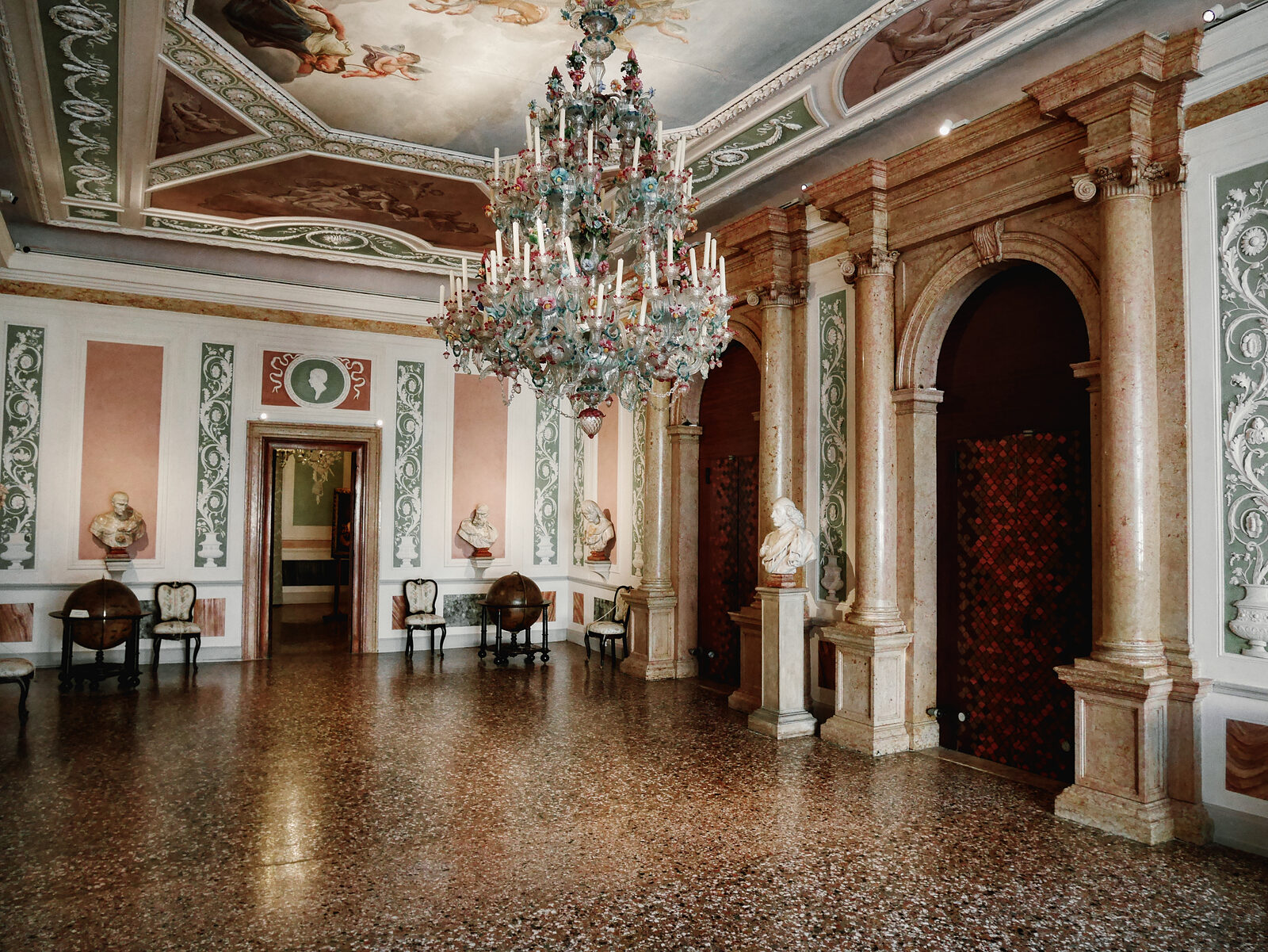 Fondazione Querini Stampalia : The Portego (reception hall) was used to receive guests and host splendid parties