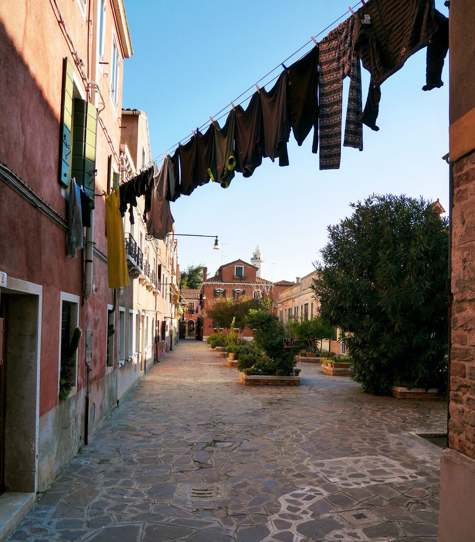 Murano : Allontanandoti dalle arterie affollate, scoprirai lo stesso fascino tranquillo e l'atmosfera locale che caratterizza le altre isole della laguna.