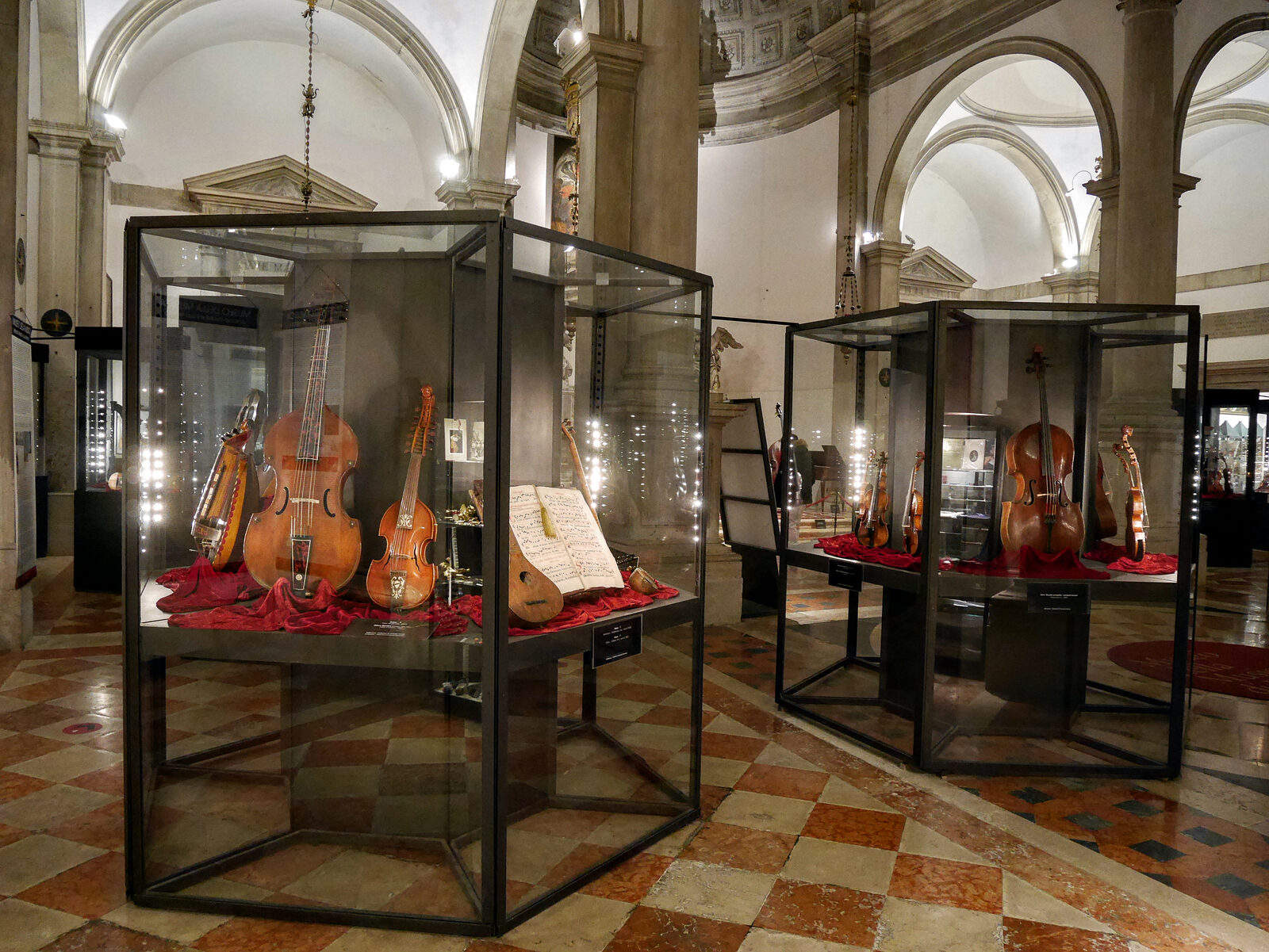 Museo della Musica : The collection within the museum spans 300 years of Italian violin making