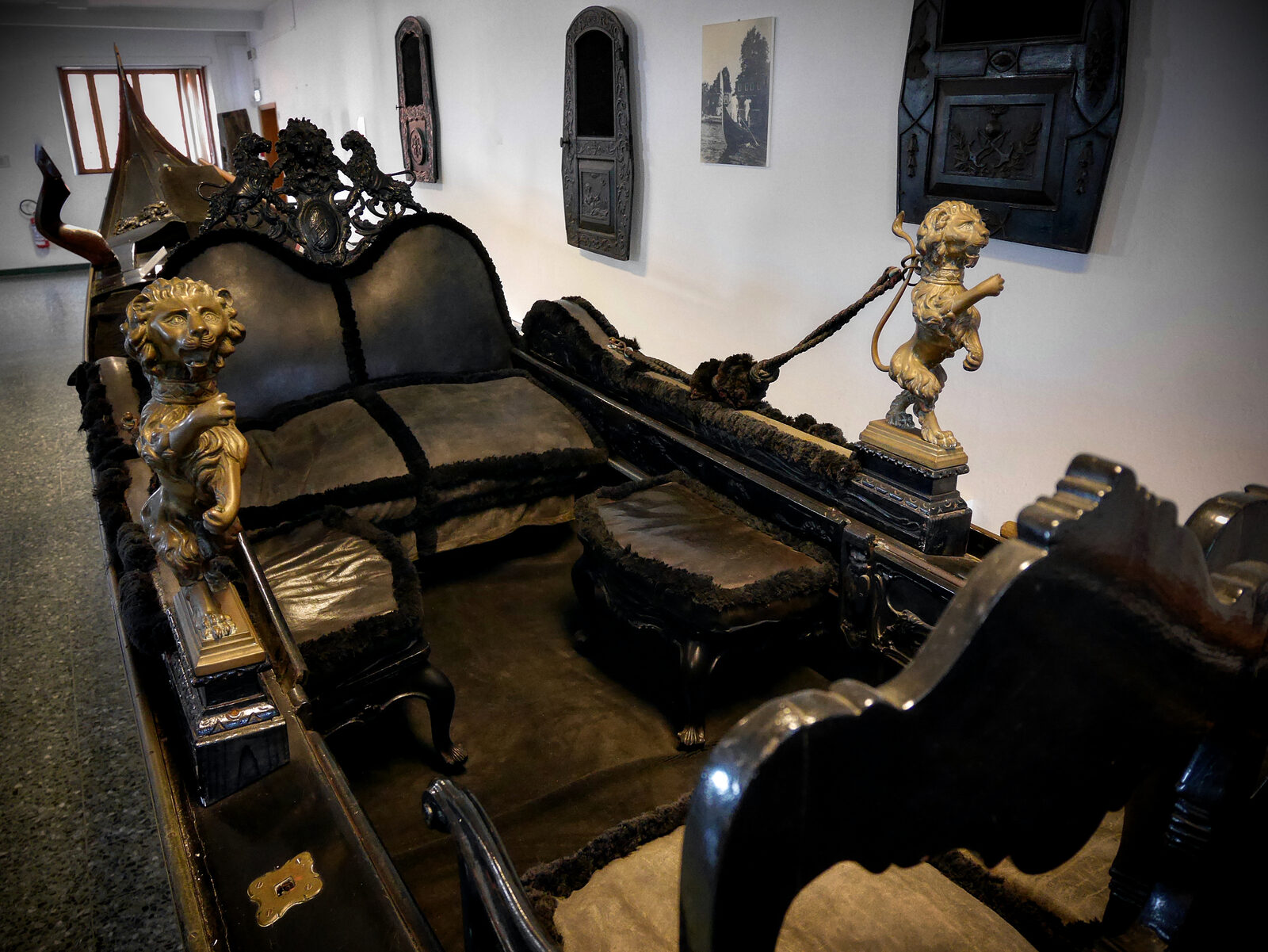Naval History Museum : And luxurious gondolas too: this one belogned to Peggy Guggenheim