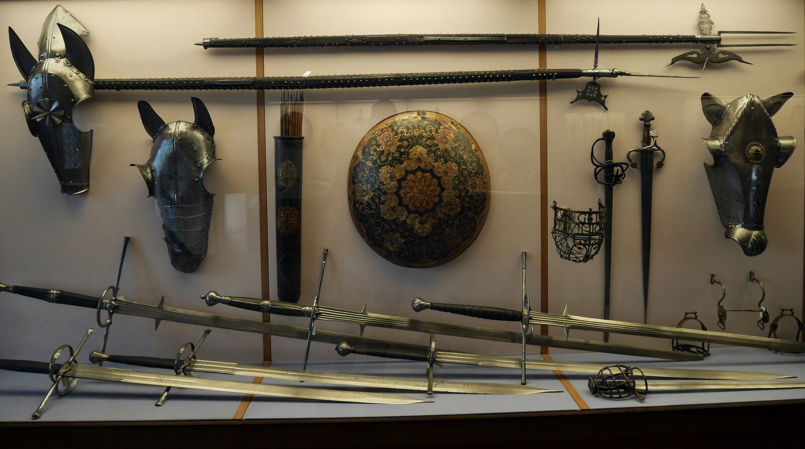 Palazzo Ducale : Items displayed in the armoury