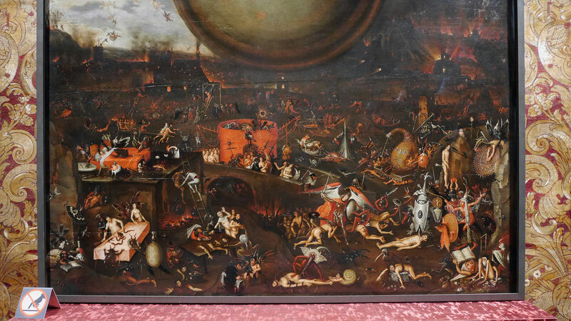 Palazzo Ducale : Not only works by Italian painters are displayed at the palace; 'Vision of the Apocalypse' is painted by one of the Antwerp-based followers of Hieronymus Bosch