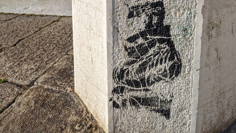Riva degli Schiavoni : Graffiti featuring the adventurous sailor Corto Maltese from the famous Italian graphic novels