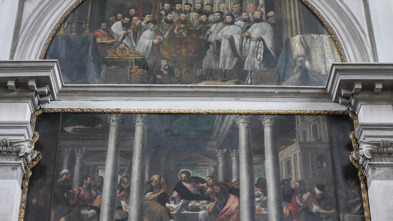 Santa Maria del Giglio : One of those paintings on the counter facade is Giulio del Moro's rendition of the 'Last Supper'
