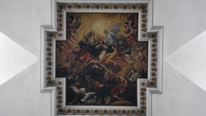 Santa Maria del Giglio : The nave ceiling features three large canvases portraying significant events in the life of the Virgin Mary: her birth, coronation, and assumption
