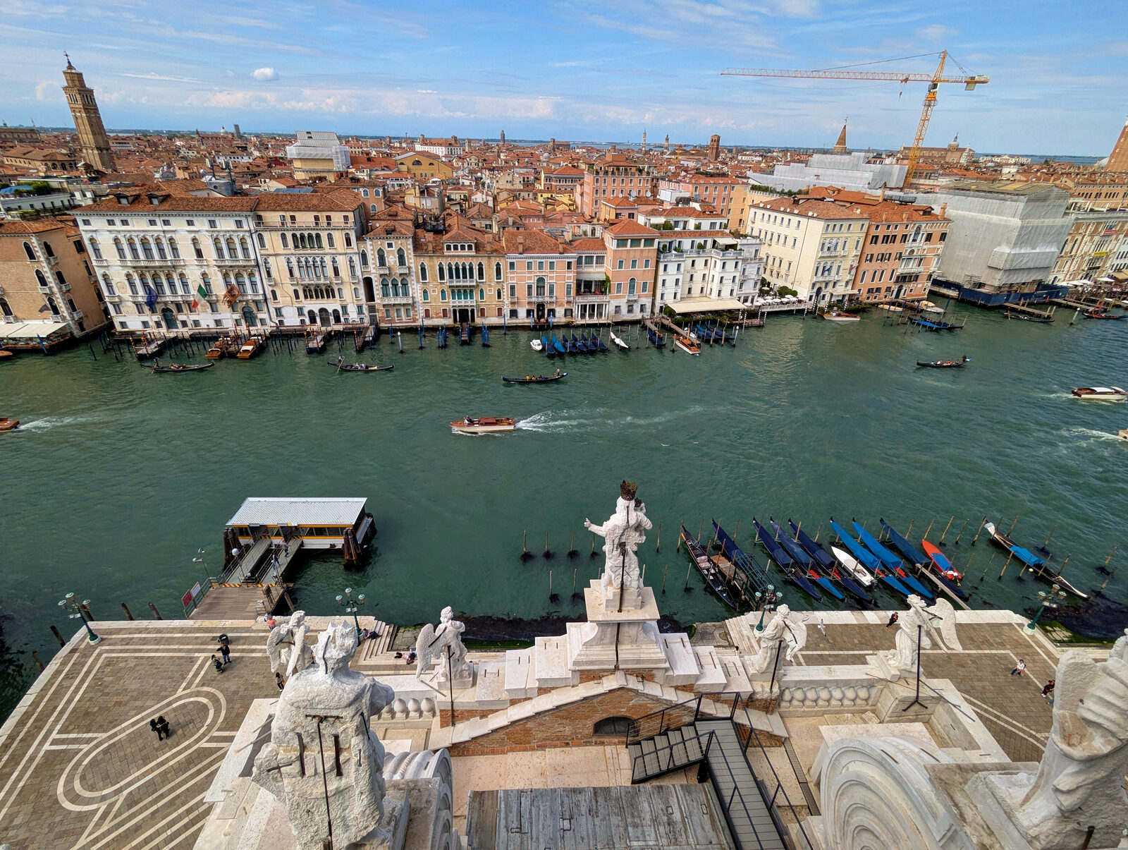 Santa Maria della Salute : Once you're up there, so high up, the sheer scale of the church becomes clear