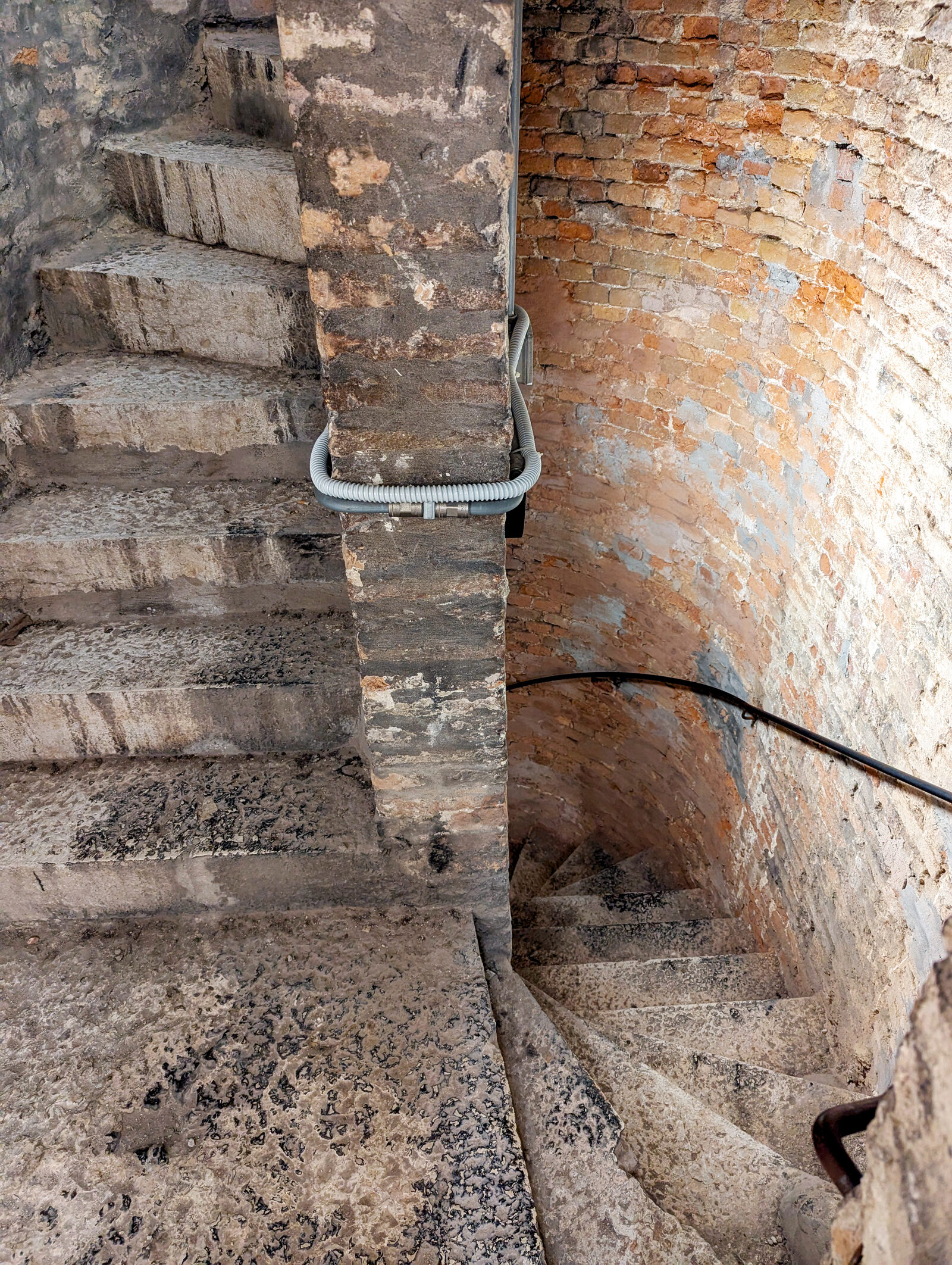 Santa Maria della Salute : We leave the Sacristy and ascend a narrow staircase to La Cupola: a balcony at the base of the dome, offering sweeping views over Venice