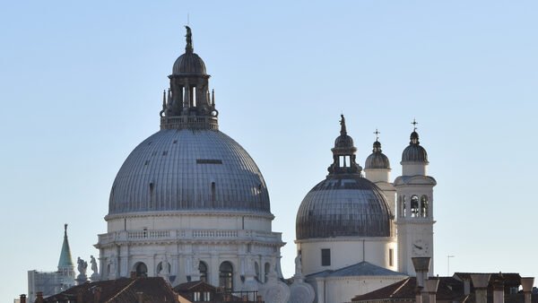 Santa Maria della Salute : The basilica dominates the southern entrance of the Canal Grande