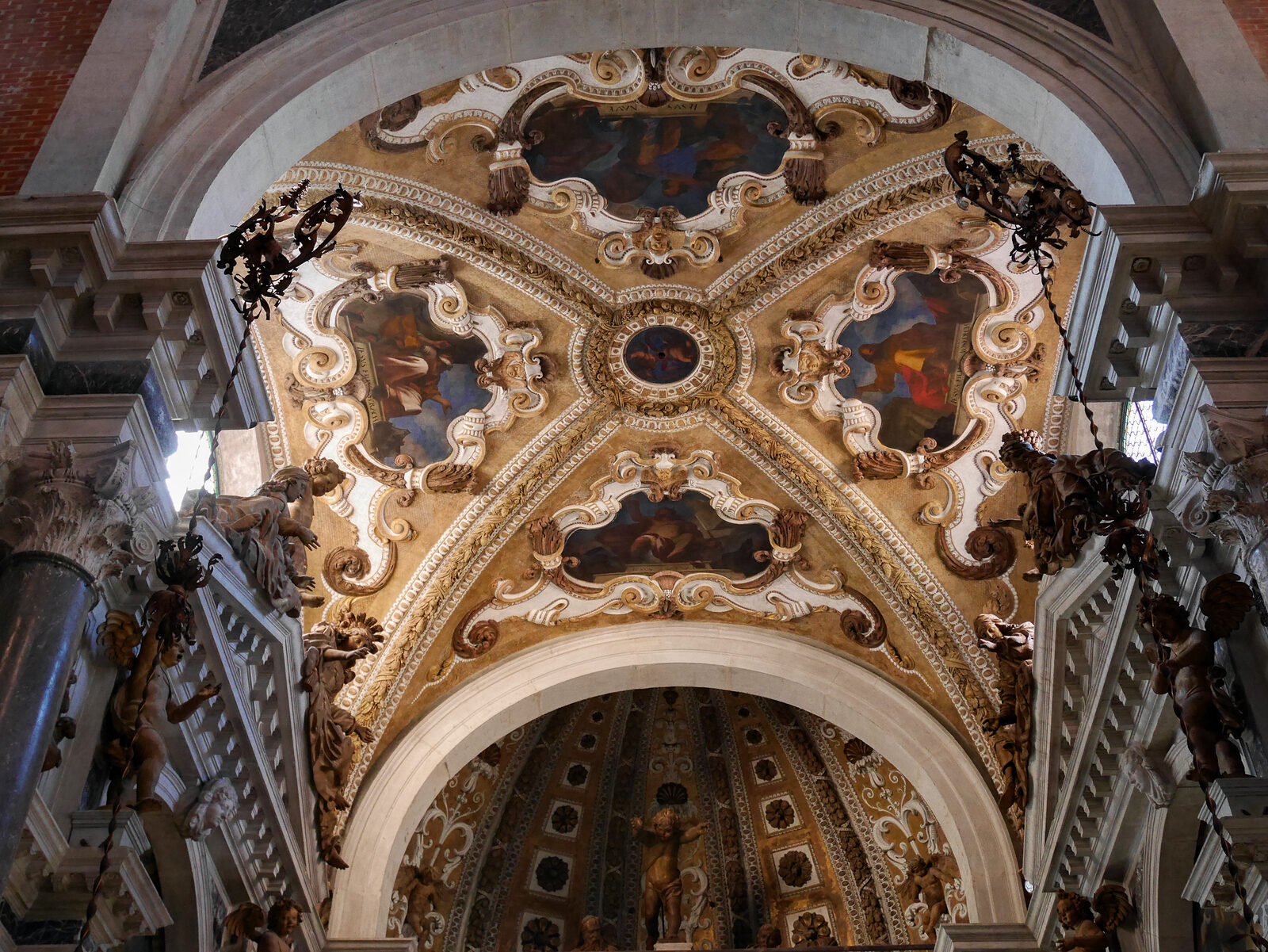 Santi Giovanni e Paolo : Ceiling decorations by Giambattista Lorenzetti