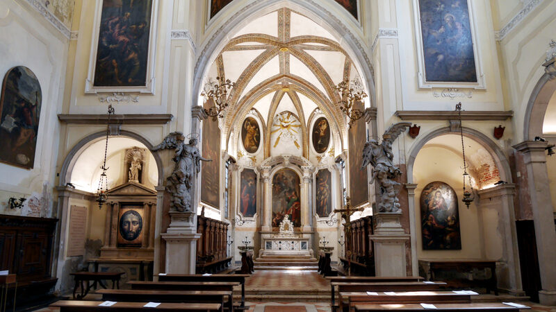 Scuola Grande San Giovanni : Once inside, the interior of the church impresses with its serene beauty and collection of artworks