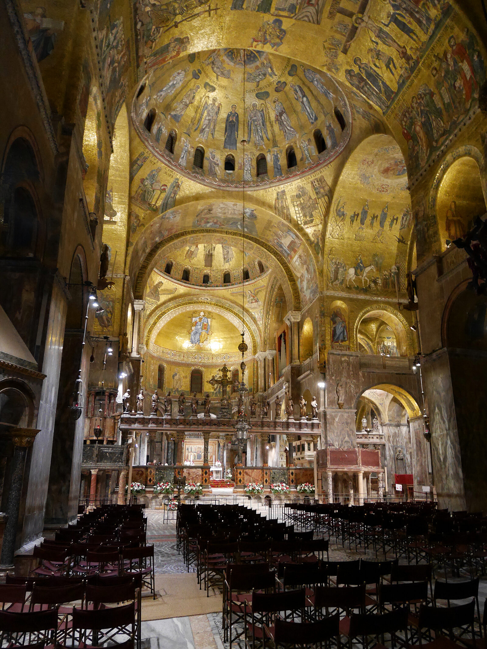 St. Mark's Basilica : An evening tour offers the rare chance to experience the basilica in peaceful solitude — a unique sight that daytime crowds rarely allow
