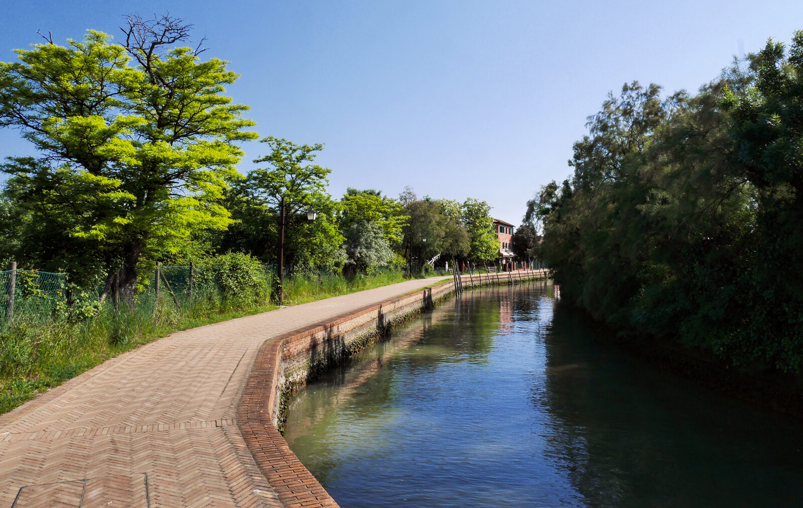 Torcello : What’s now a quiet path once ran through the center of a thriving community